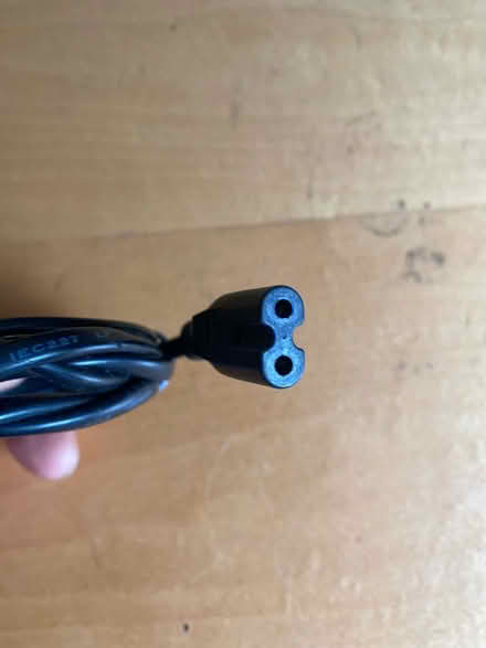 Photo of free 2 pin cables (OX4 blackbird leys) #3