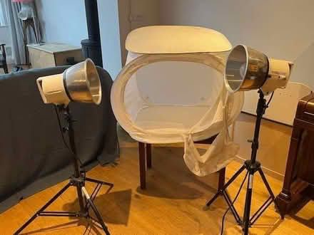 Photo of free spotlights and light tent (Walton Manor OX2) #1