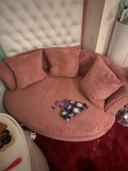 Photo of free Chair (Surrey quays) #1