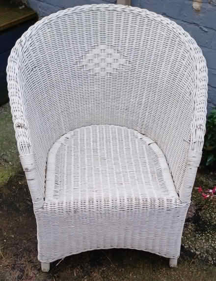 Photo of free White wicker chair (Heaton Norris SK4) #3