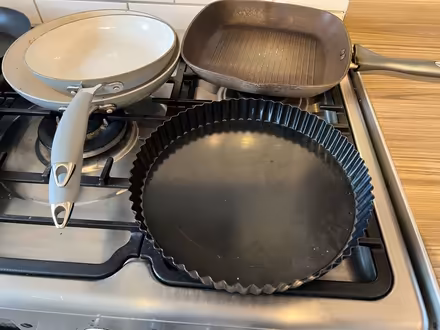 Photo of free Kitchen pans and trays (CR3 Caterham on the hill) #2