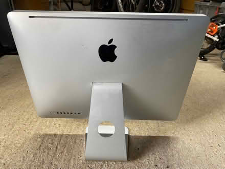 Photo of free Apple iMac - SPARES/REPAIR (graphics card failed) (Southmoor OX13) #2