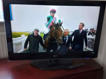 Photo of free LG 37in TV (Waltham Chase SO32) #2