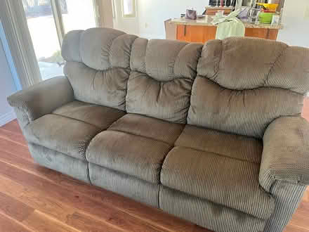 Photo of free Furniture and kitchen items (5285 Silkwood Dr Oceanside) #2