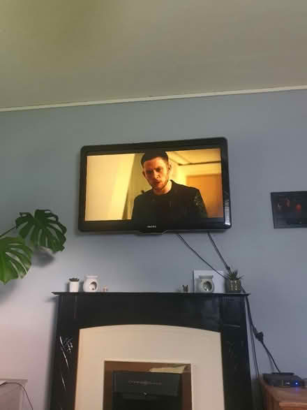 Photo of free 42 inch tv (S8 lowedges) #1