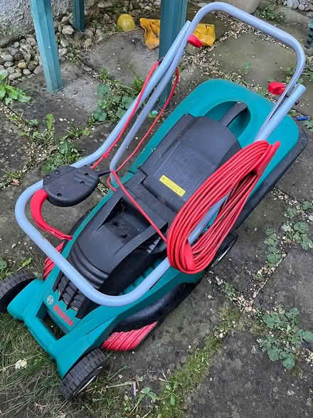 Photo of free Bosch lawnmower (OX2, near railway station) #1