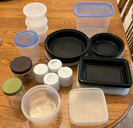 Photo of free Plastic containers (Downtown ITH) #1