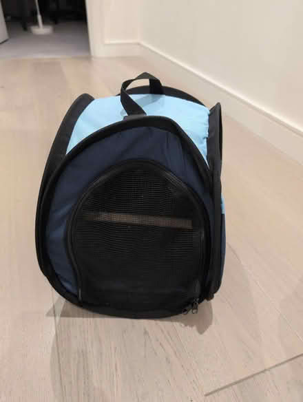 Photo of free Bird carrier (Isle of Dogs E14) #1