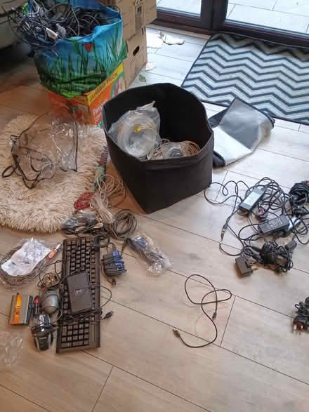 Photo of free Computer Cables and "Stuff" (CT2) #1