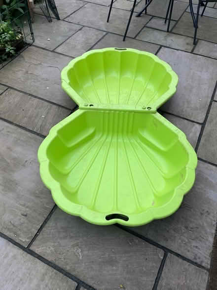 Photo of free Sand/water tray (OX9) #1
