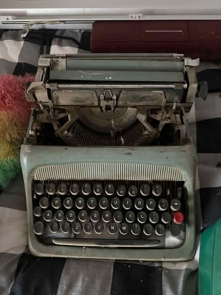 Photo of free Sputnik light, old typewriter s (PR8 woodvale) #1