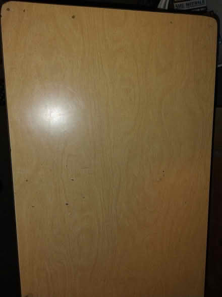 Photo of free kids desk (Seatac) #4