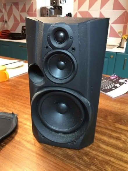 Photo of free Pair of Kenwood speakers (Headington OX3) #2