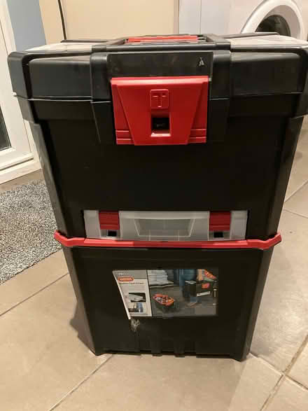 Photo of free tool box on wheels (Tilehurst RG31) #1