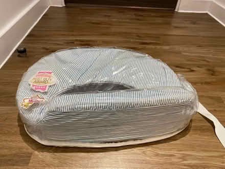 Photo of free Nursing pillow (SE18) #1
