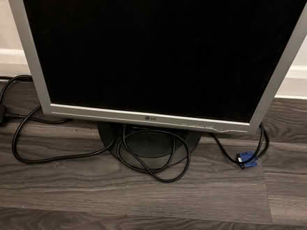 Photo of free monitor/ computer screen (OX3) #1