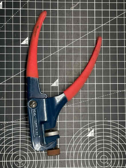 Photo of free Saw blade setter (Crowborough TN6 Pleasant View) #1