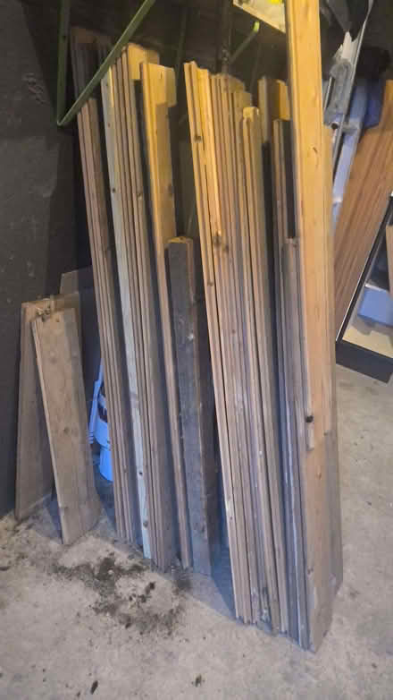 Photo of free Pieces of wood (overlapping) (Heelands MK13) #1