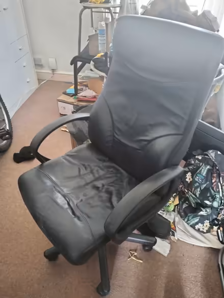 Photo of free Office chair (Cambridge Mill Road) #1