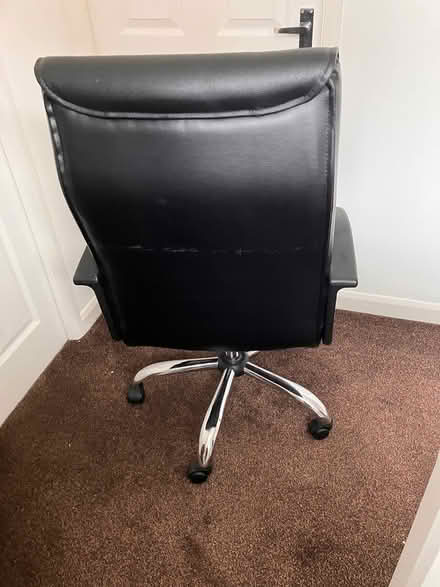 Photo of free Office/desk chair (Drighlington (nr morley) BD11) #1