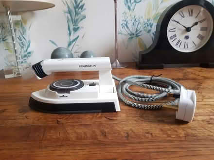 Photo of free Travel Iron (BA1) #1