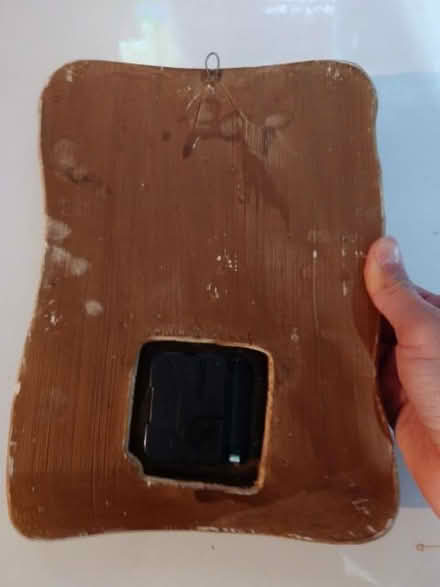 Photo of free Battery Operated Romanian Wall Clock (Shepherds Bush W6) #2