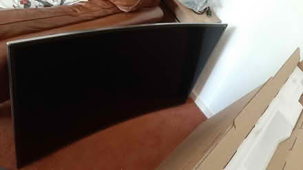 Photo of free Samsung curved tv 48" (Knowle B93) #1