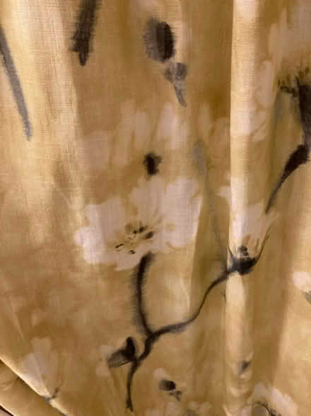 Photo of free Pair of yellow curtains 212cm/140cm (Romsey) #3