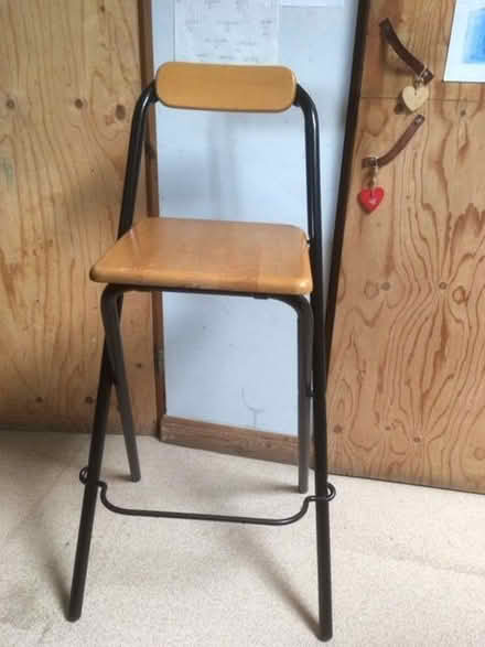 Photo of free 2 bar stools (Blackford EH9) #1