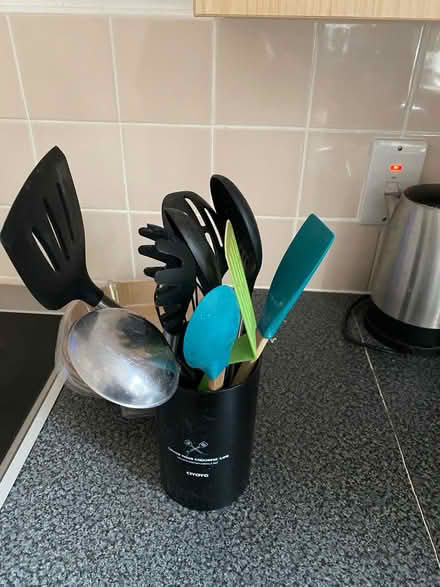 Photo of free Various cooking utensils and pot (Berechurch CO2) #1
