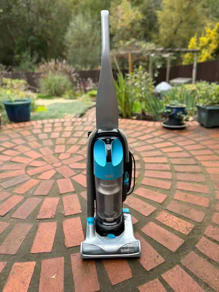 Photo of free VAX upright vacuum cleaner (Winkfield Row RG42) #1