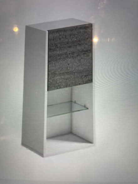 Photo of free Bathroom Cabinet (Bakewell DE45) #3