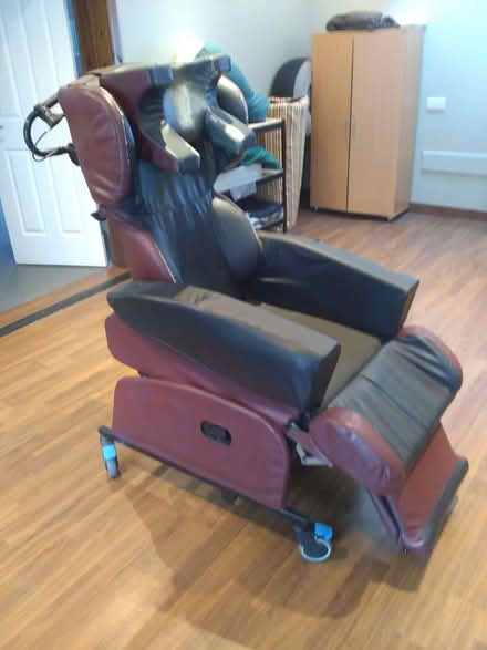Photo of free (Disabled Persons)Comfy chair (Harnage SY5) #2