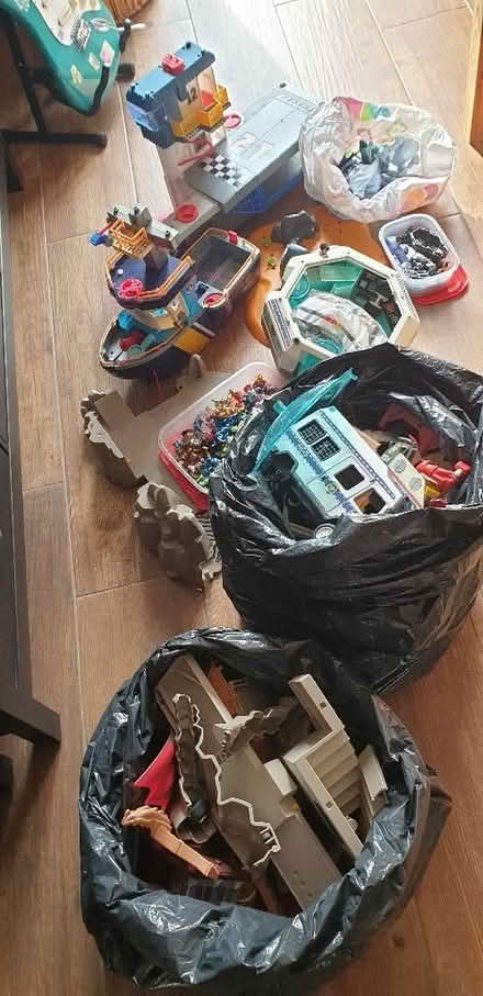 Photo of free Job lot of toys (AB51) #1