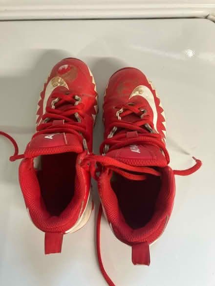 Photo of free 1Y soccer cleats (Bloomfield, NJ) #1