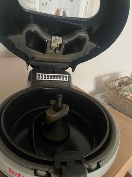Photo of free Tefal actifry (SS15) #3