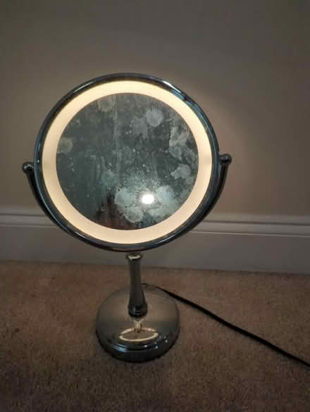Photo of free Light up mirror for vanity (North Laurel) #3