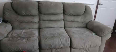 Photo of free Comfy couch; sleeps 2 (Eatontown) #1