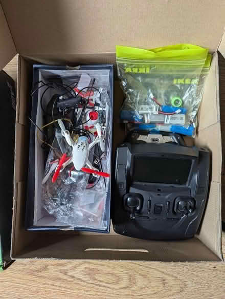 Photo of free Mini FPV drone + other flying toys (Frenchay BS16) #1