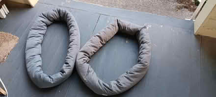 Photo of free infinity travel pillows (Maple Leaf) #1