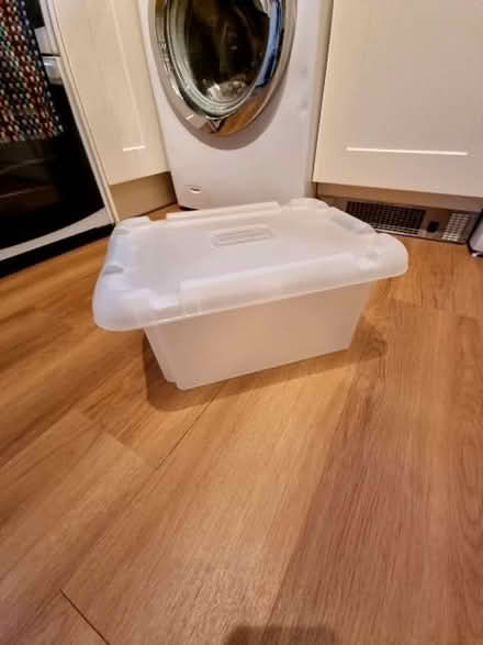 Photo of free Small plastic storage crate (Epping CM16) #1