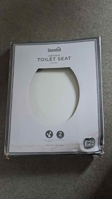 Photo of free br2 toilet seat (Bromley, BR2) #1