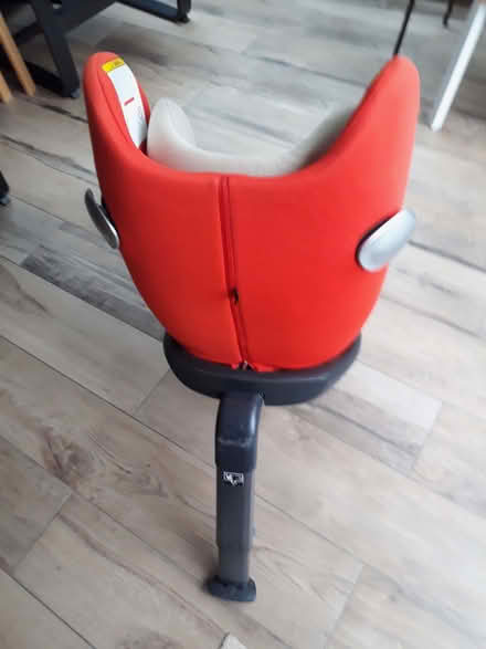 Photo of free Cybex Gold Solution S2 i-Fix Child's Car Seat (Leytonstone E11) #4
