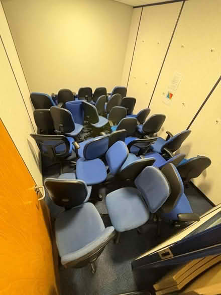 Photo of free Task chairs (Twyford RG10) #2