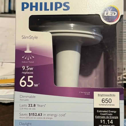 Photo of free Indoor LED flood lamps (UWS 94/Columbus) #2