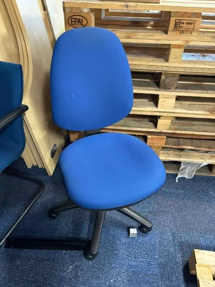 Photo of free Task chairs (Twyford RG10) #1