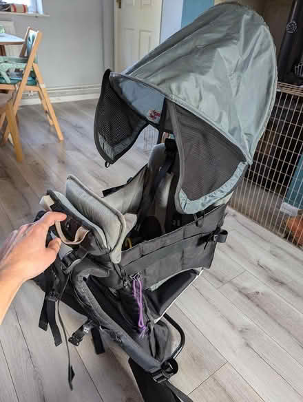 Photo of free Baby carrier backpack (Charnock S12) #2