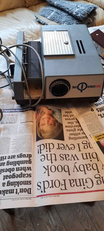 Photo of free Boots slide projector (Walsall Delves) #1