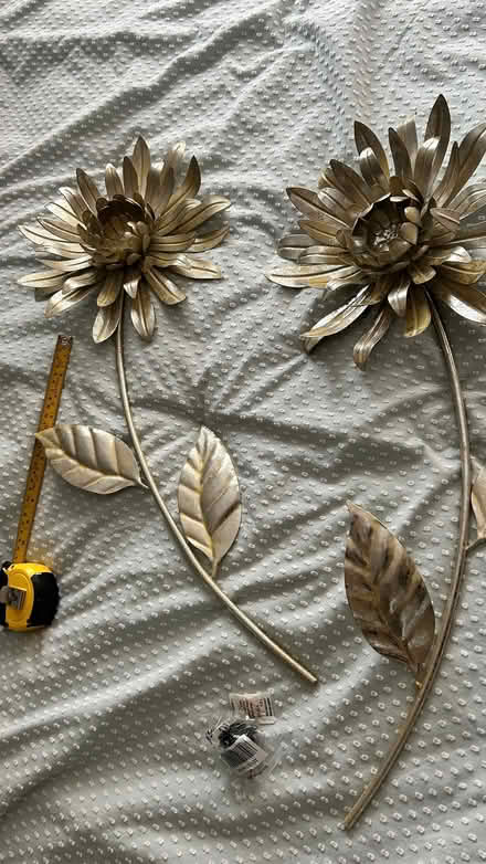 Photo of free Flower wall ornaments (Woodchurch CH49) #1