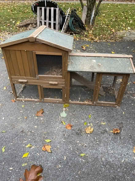 Photo of free Chicken coop/hutch (Upper Silver Spring) #2
